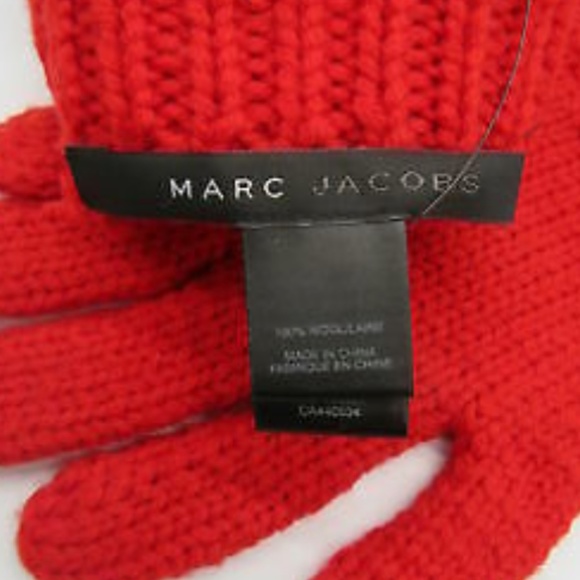 NWT Marc Jacobs red winter gloves - Picture 3 of 3